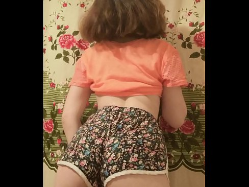 ❤️ Sexi mladá kočka si vyzlieka šortky pred kamerou Sex video na sk.porn-mate.ru