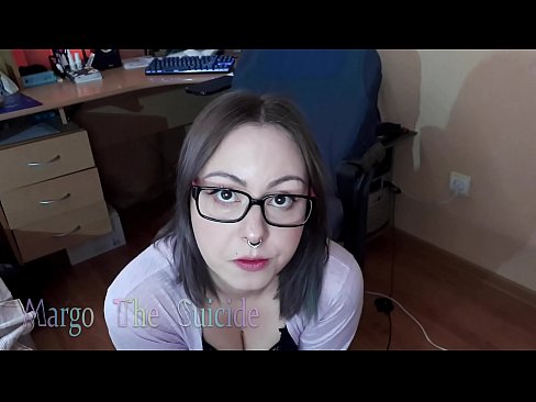 ❤️ Sexy dievča s okuliarmi hlboko fajčí vibrátor na kameru Sex video na sk.porn-mate.ru